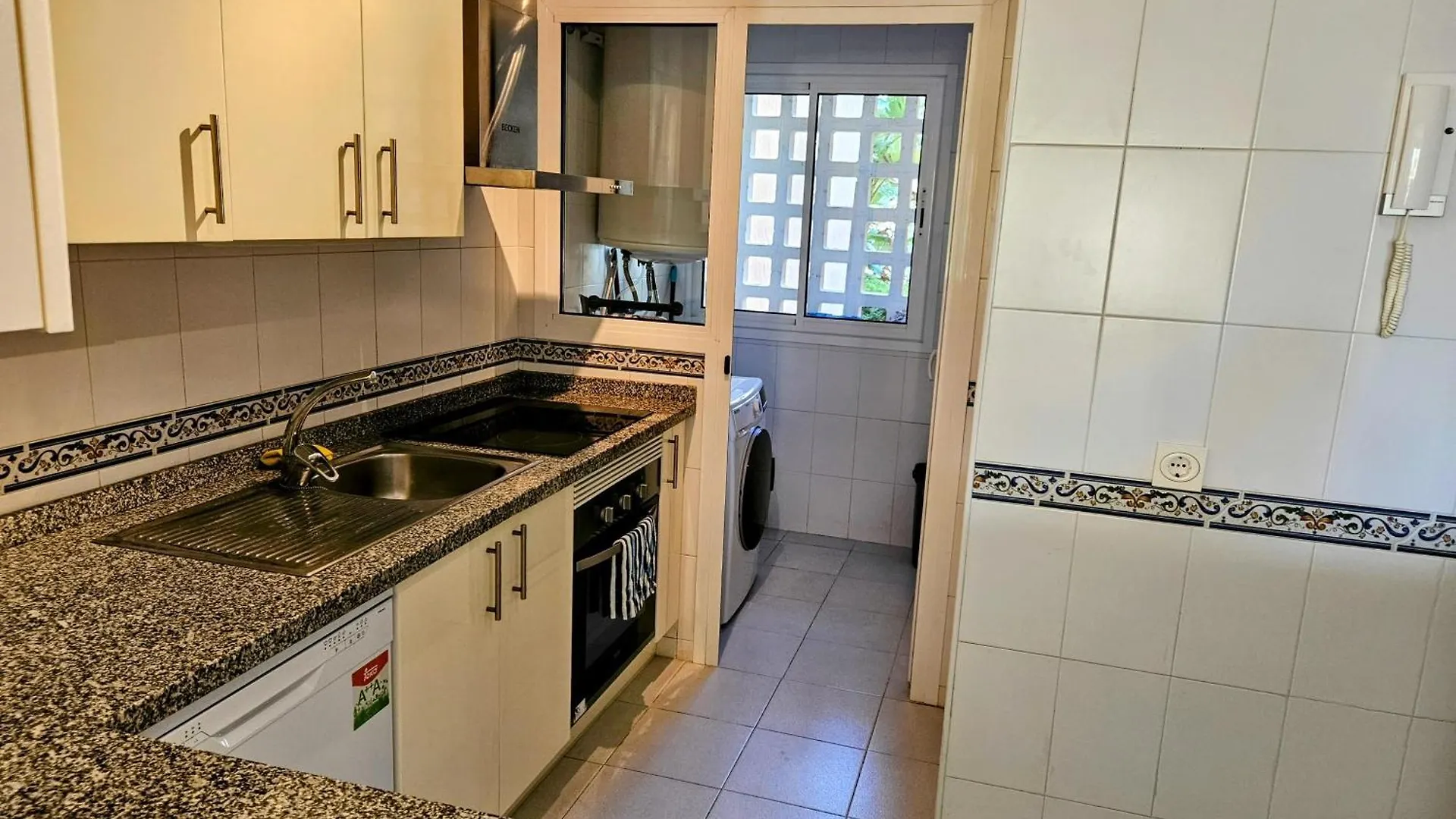 Ground Floor 2 Bed Apartment La Duquesa With 5 Pools And Large Terrace Manilva
